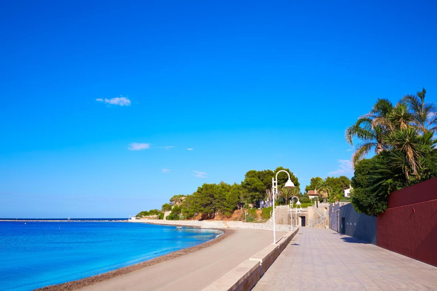 Apartamento Buganvilla Premium Beach And Mountain Denia Bagian luar foto